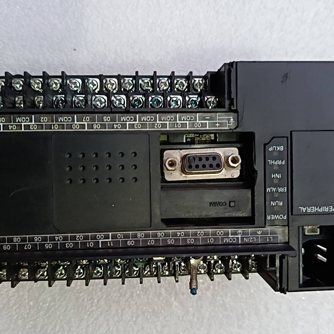 CP1E-CPUW1拆机PLC 成色如图 功能包好