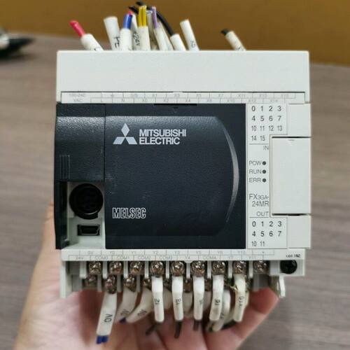 PLC FX3GA-24MR-CM 功能包好 成色如图实