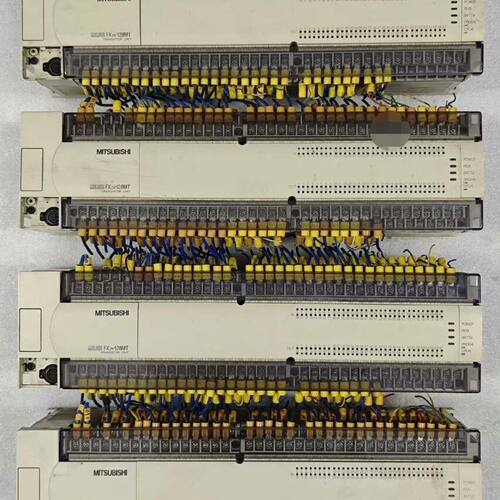 PLC FX2N-128MT-001 日本 拆机