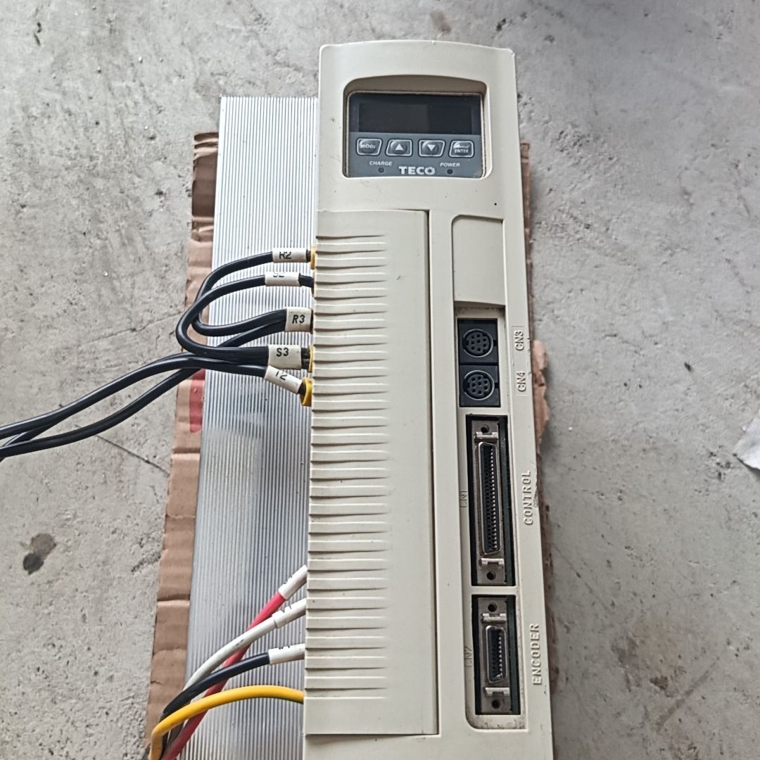 东元伺服驱动器 JSDA-50A3 拆机件