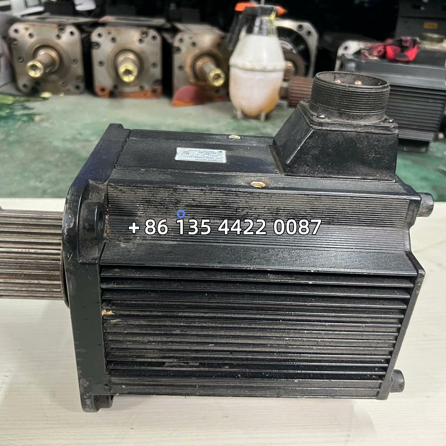 SGMG-44A6B-TK11  4400W  32.9A