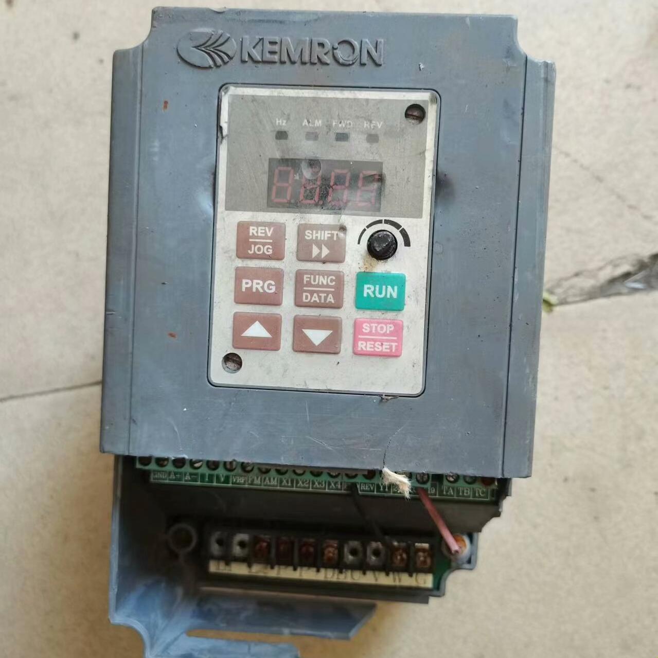 【】科姆龙KV1900-G0015-2S变频器 1.5k