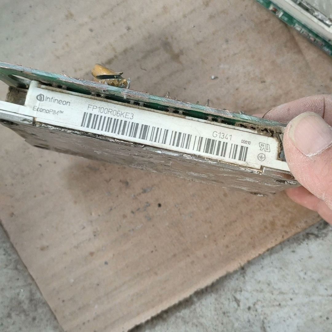 FP100R06KE3实物图 功能包好 价180