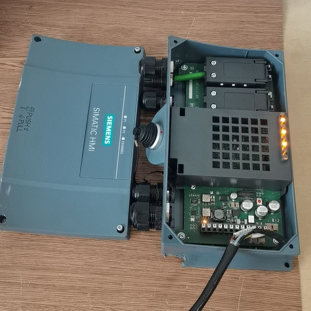 拆机6AV2125-2AE13-0AX0