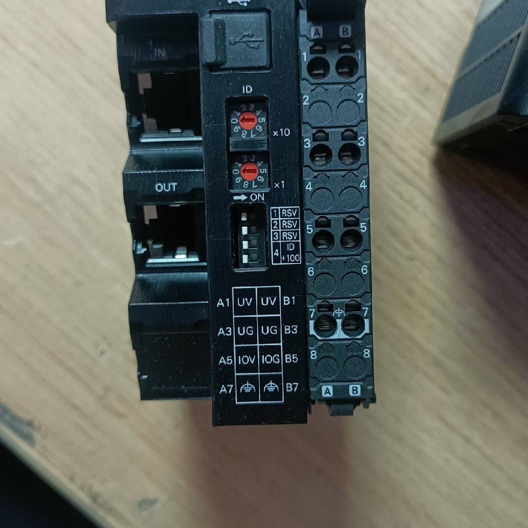 通信耦合器NX-ECC201   99新 30