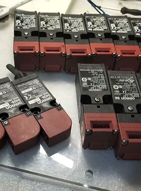 安全门电磁锁D4NS-4AF    8只