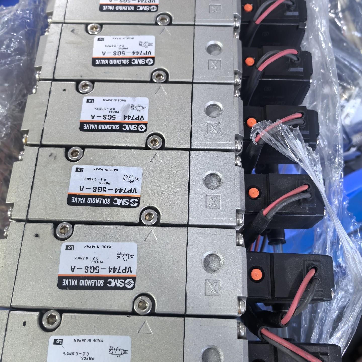 VP744-5GS-A DC24V 电磁阀