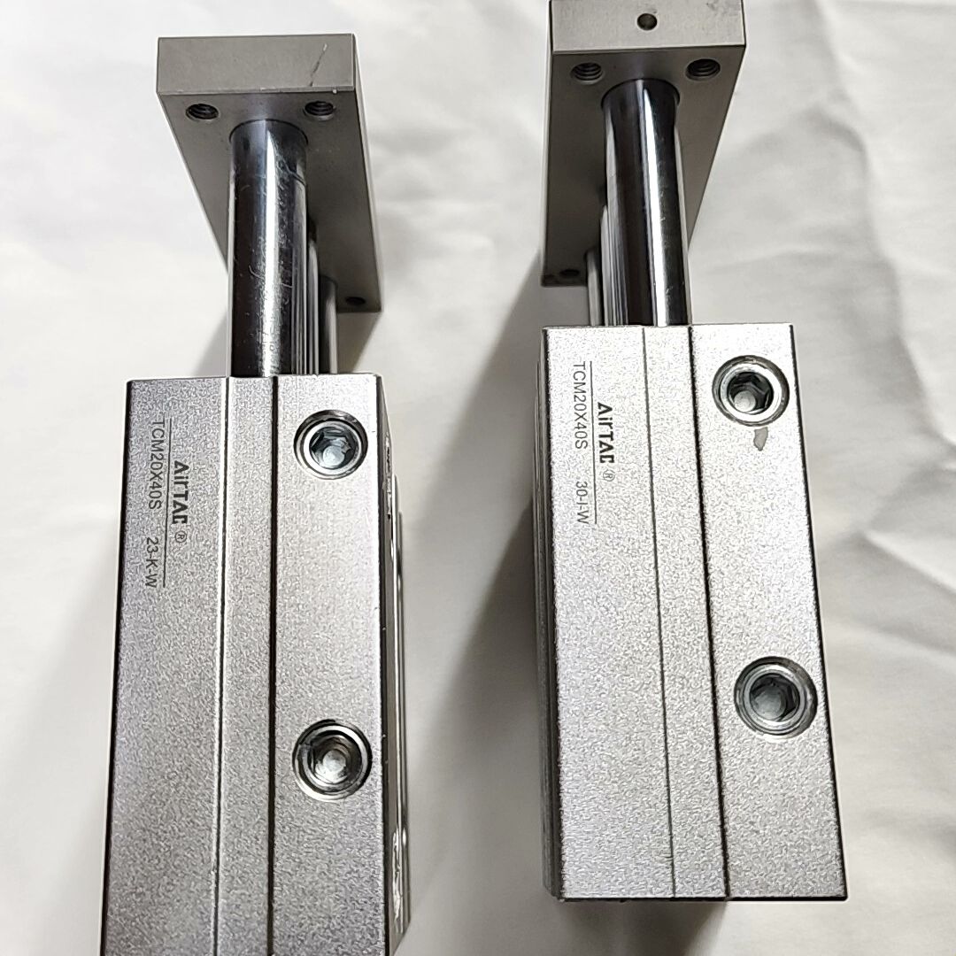 三轴三杆带导杆气缸TCM20X40S