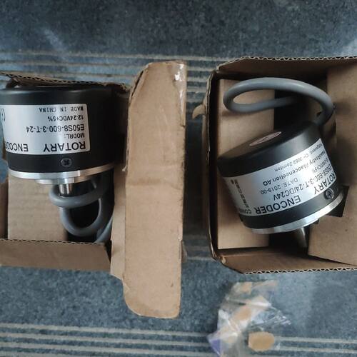 编码器 E50S8-600-3-T-24 带有一