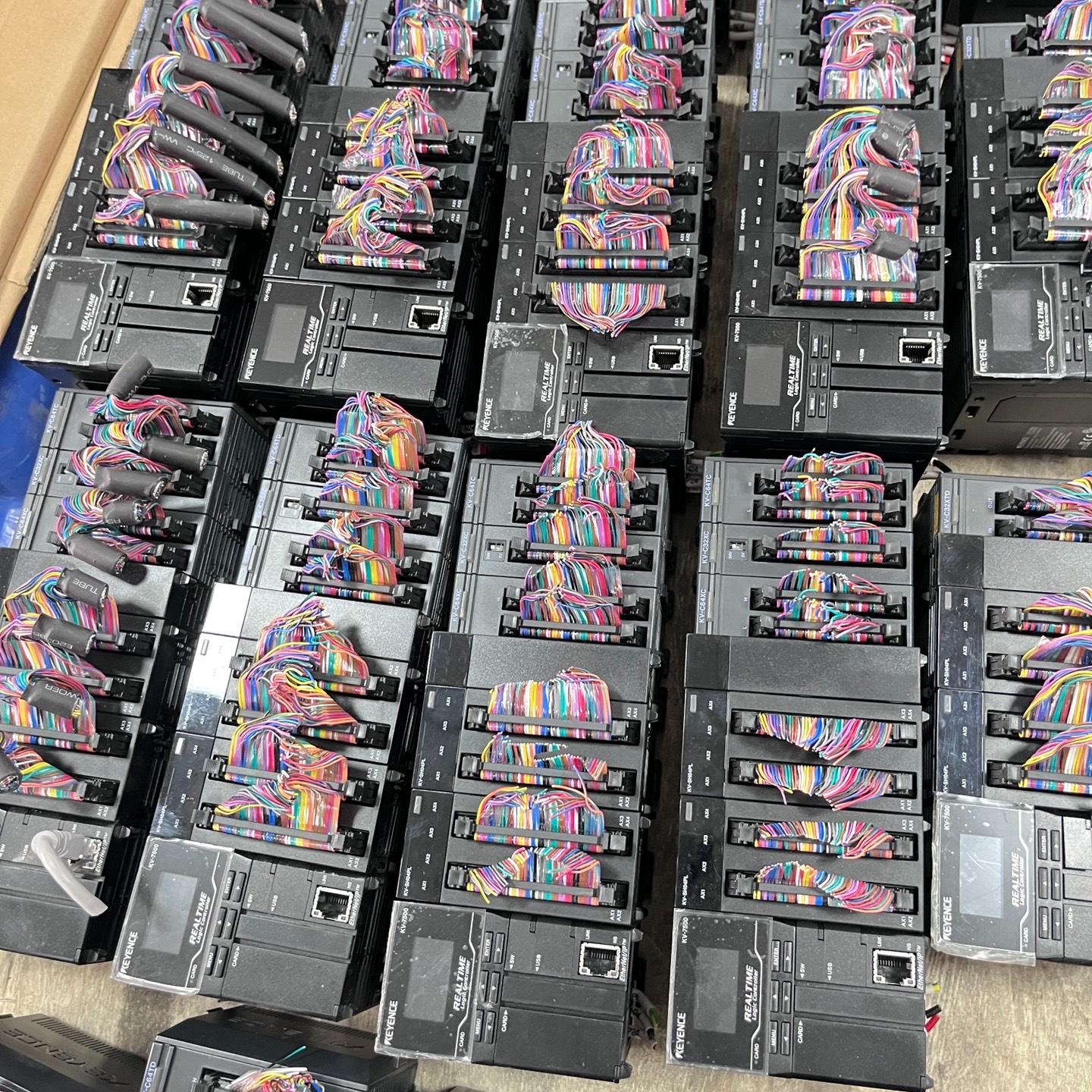 PLC KV-7500 KV-SH04PL KV-C3