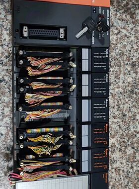 PLC  A2USH CPU-S1 整组模块 构成如下