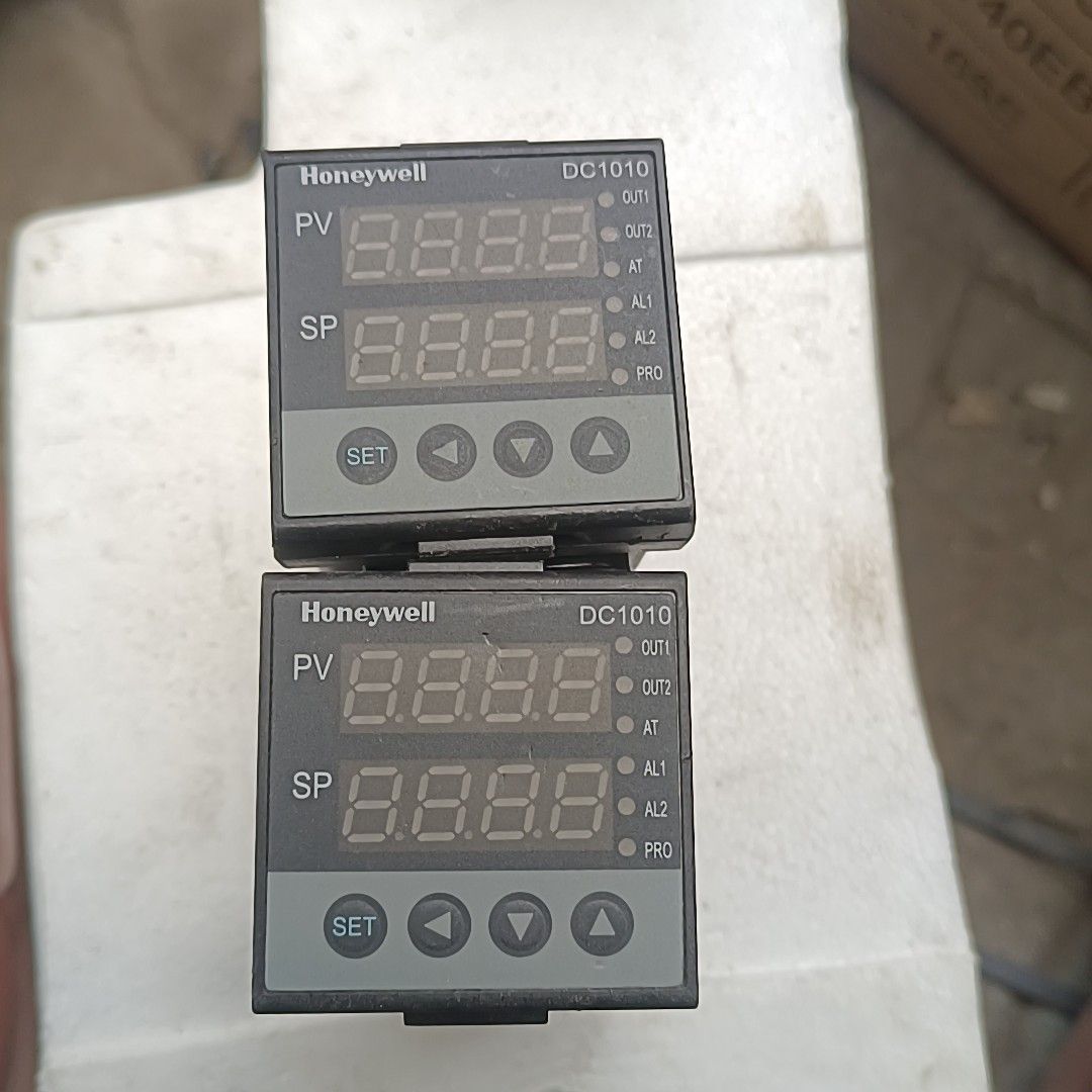 DC1010CR-101000-E温度控器温控仪 现