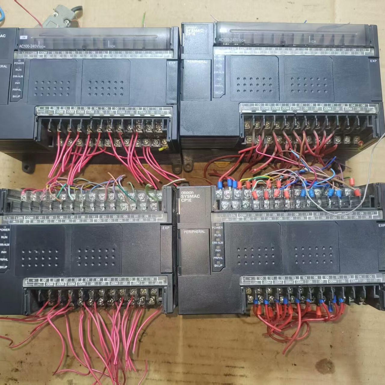 PLC  CP1E-E40DR-A 正常拆机 成色不错