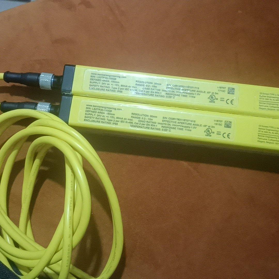 邦纳安全光幕 LS2TR30-150Q8  实物拍图功能完好