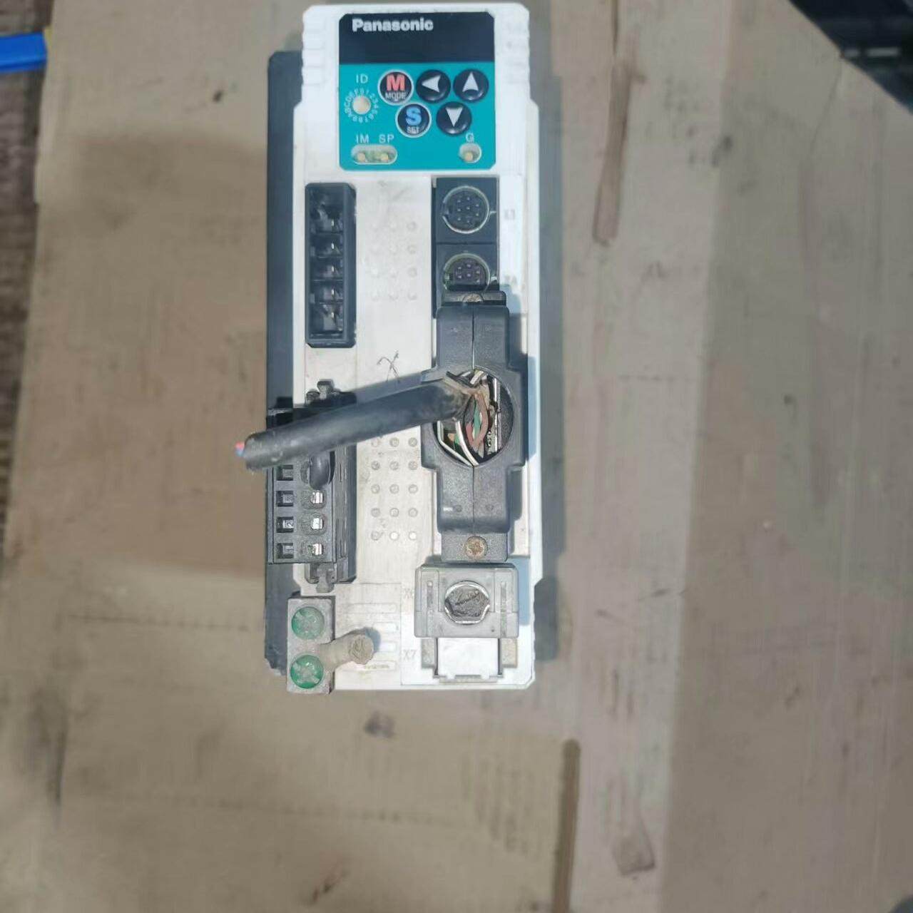 伺服驱动器MCDDT3520003 750W 剪线拆机