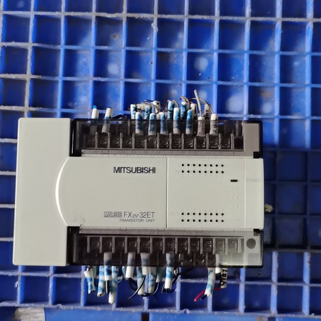 成色新 16年的PLC模块 拆机件