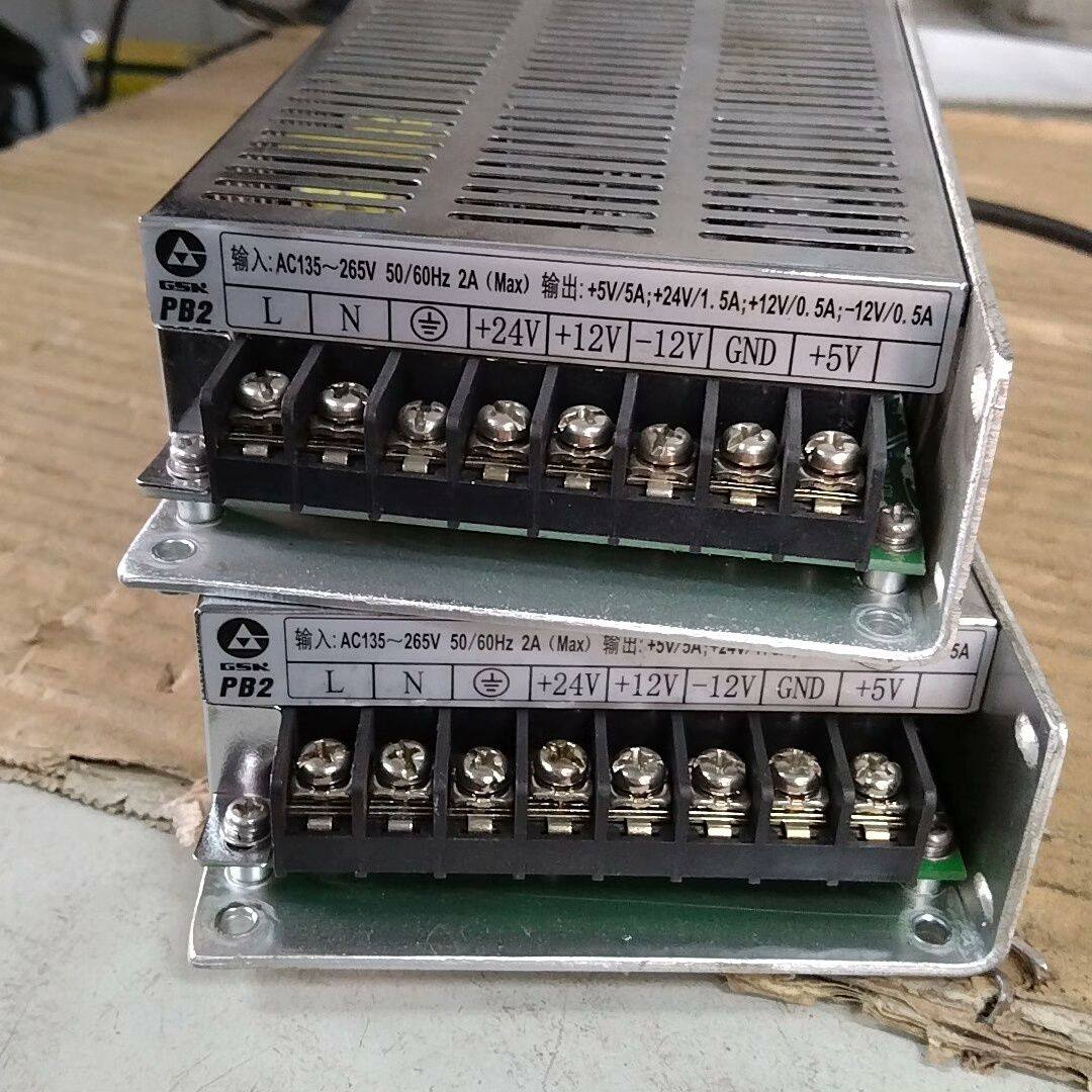 广数PB2开关电源 成色好 功能正常 。190。