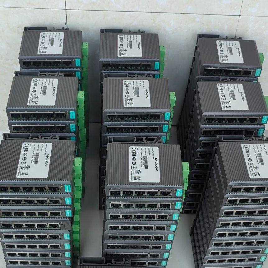 MOXA摩沙工业交换机5口