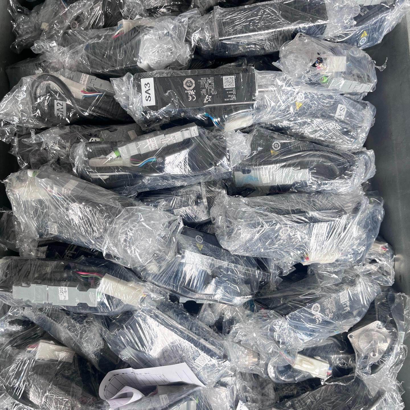 安川伺服电机SGM7J-01AFC6E