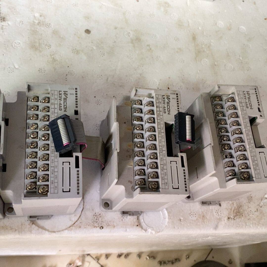 维控扩展模块 LX3V-4AD功能正常 品相如图 包