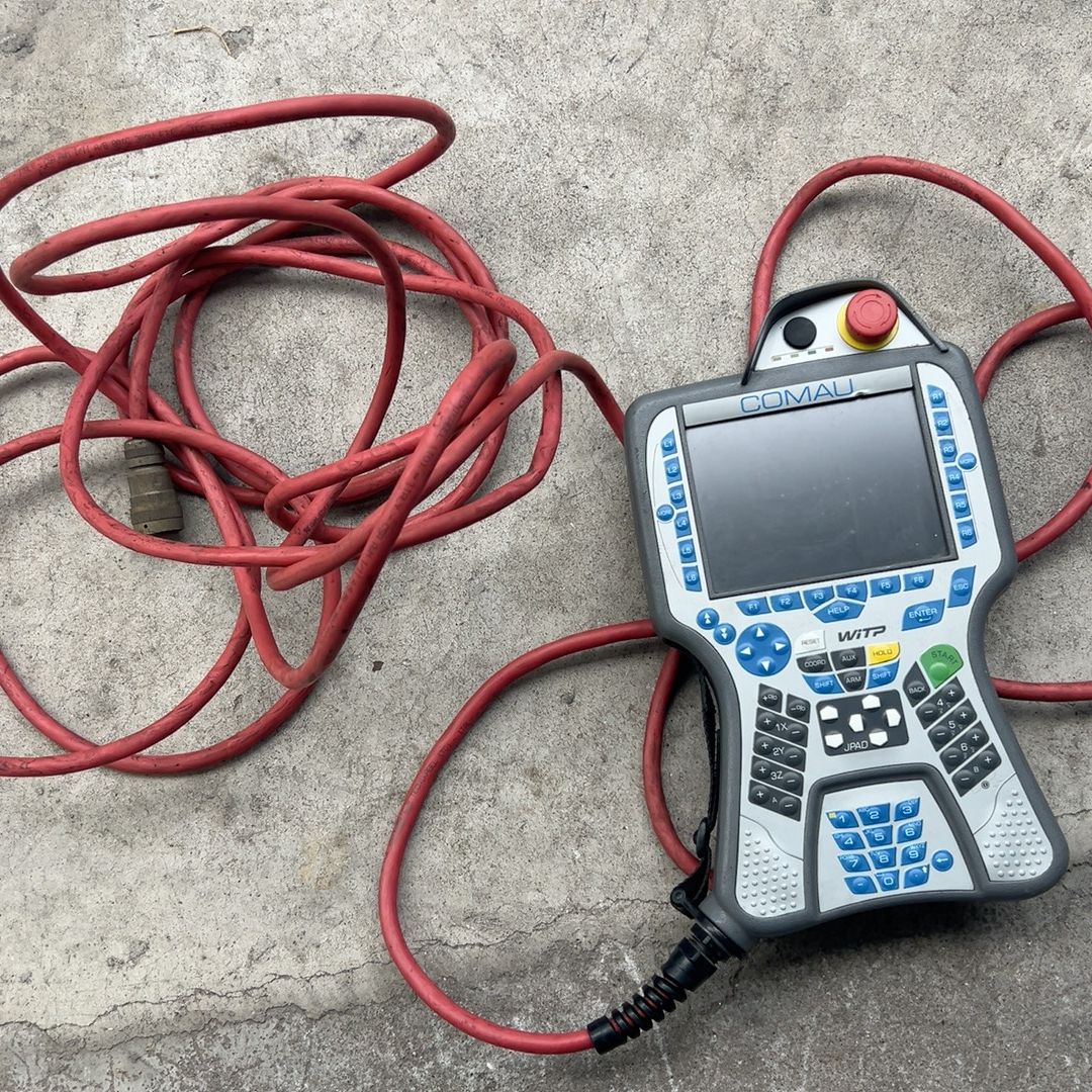 COMAU柯马机器人示教器WITP 型号CR17910181