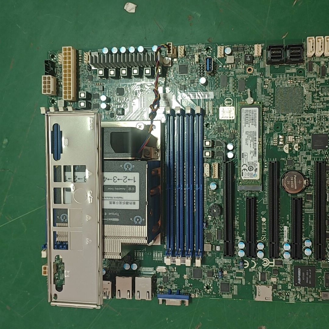 出超微H11SSL-I单路主板！通道全齐 支持AMD霄龙CP