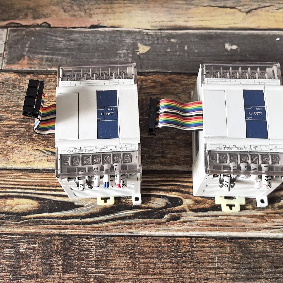 PLC扩展模块XC-E8YT 拆机  6