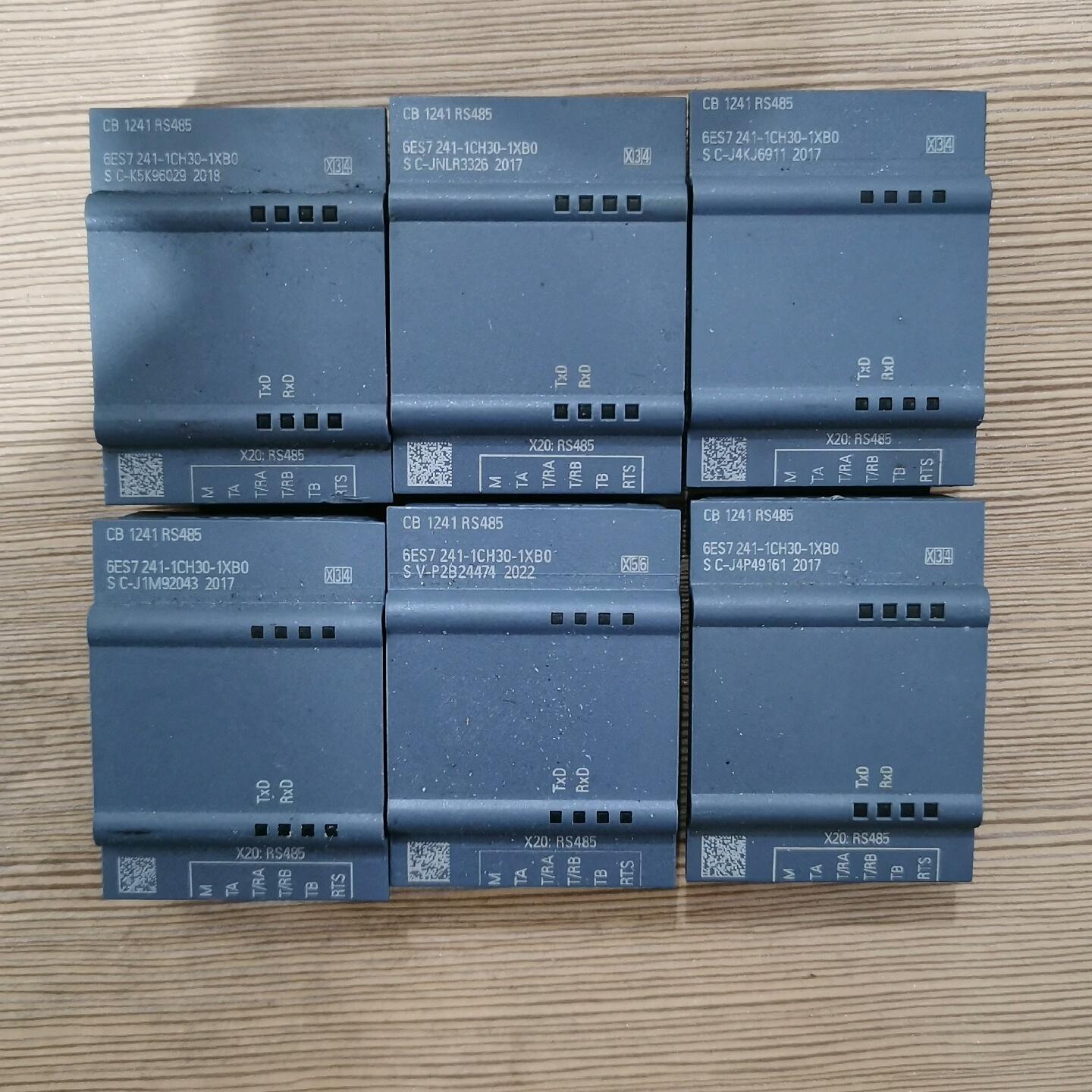 通信模块 241-1CH30 功能正常 无接线端子