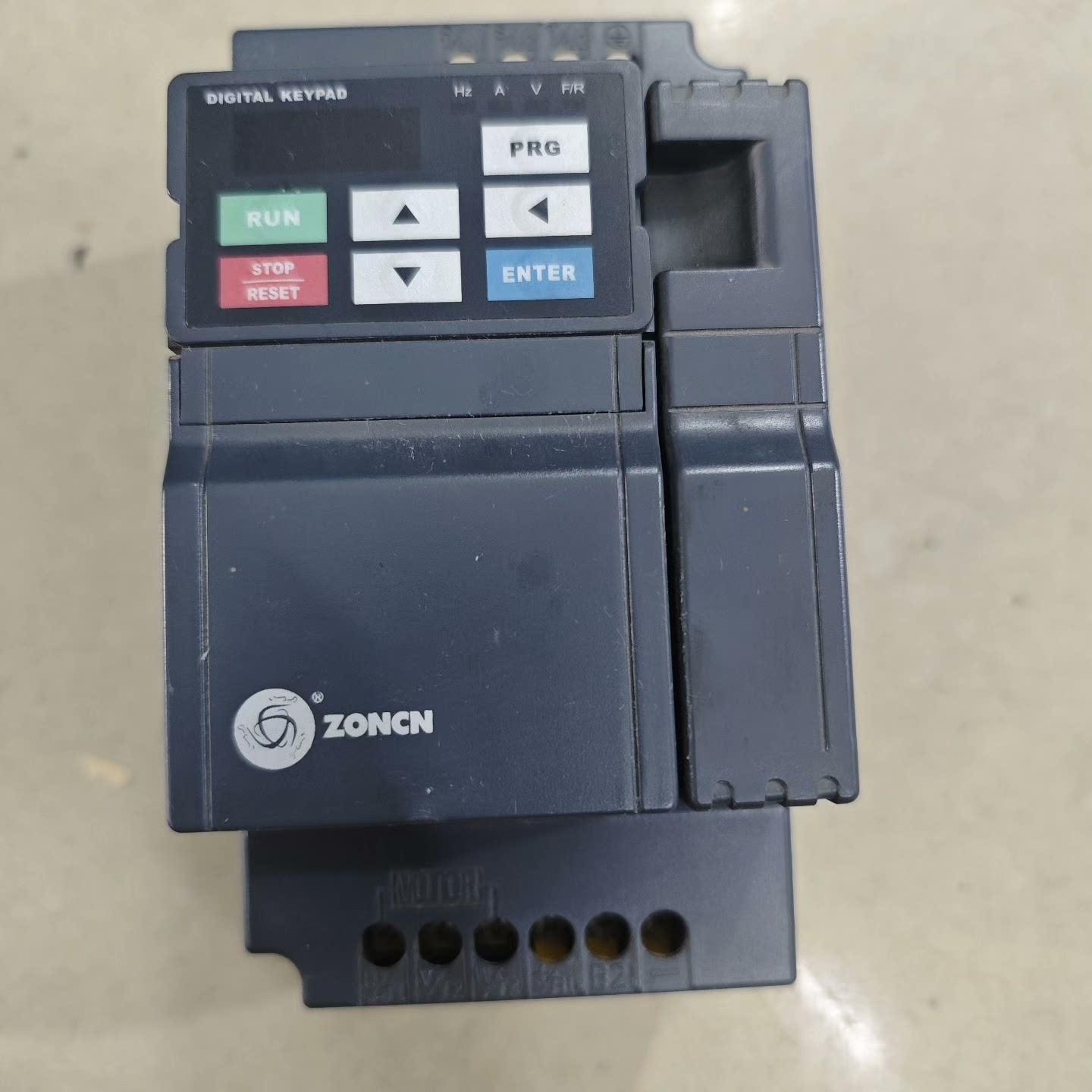 拆机众辰变频器 Z2400-3R7G/5R5P