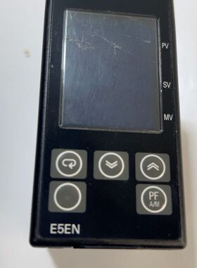 温控器E5EN-Q3HBT-N  实物图片 不 当