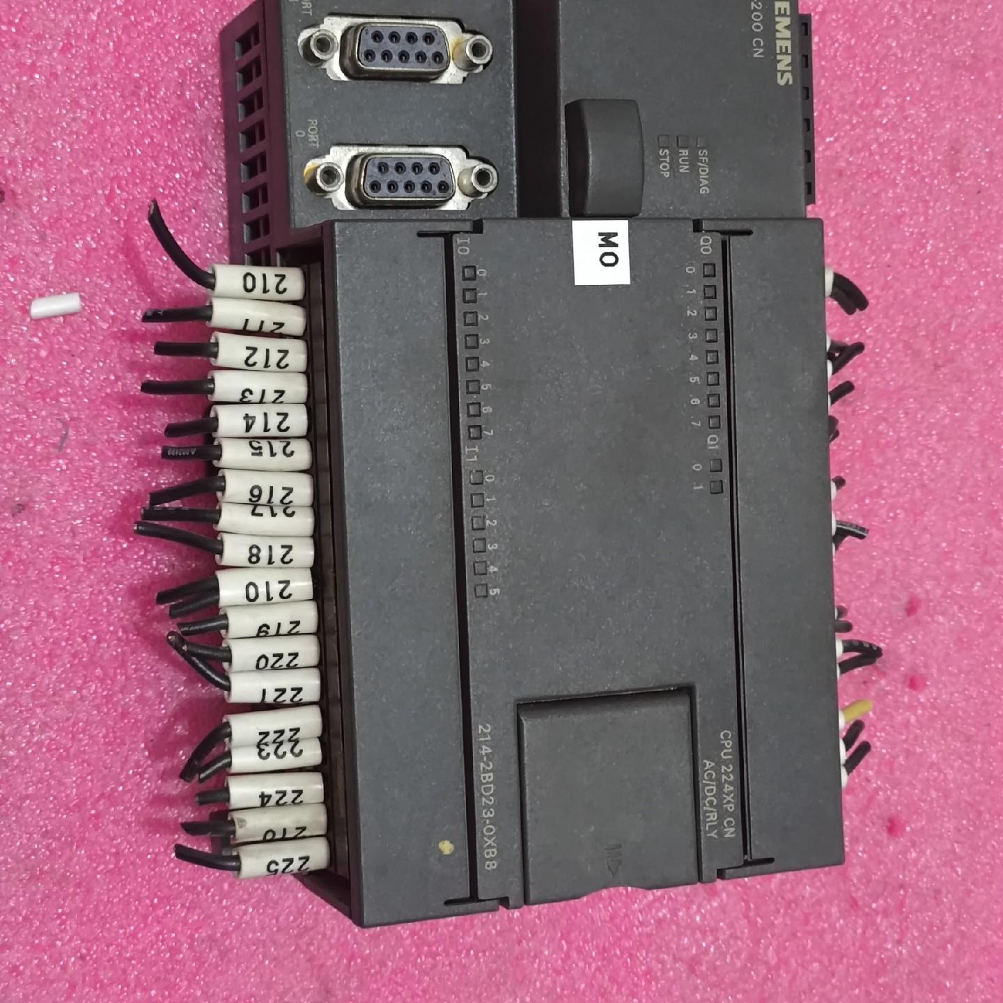 PLC224XP    6ES7 214-2BD23-