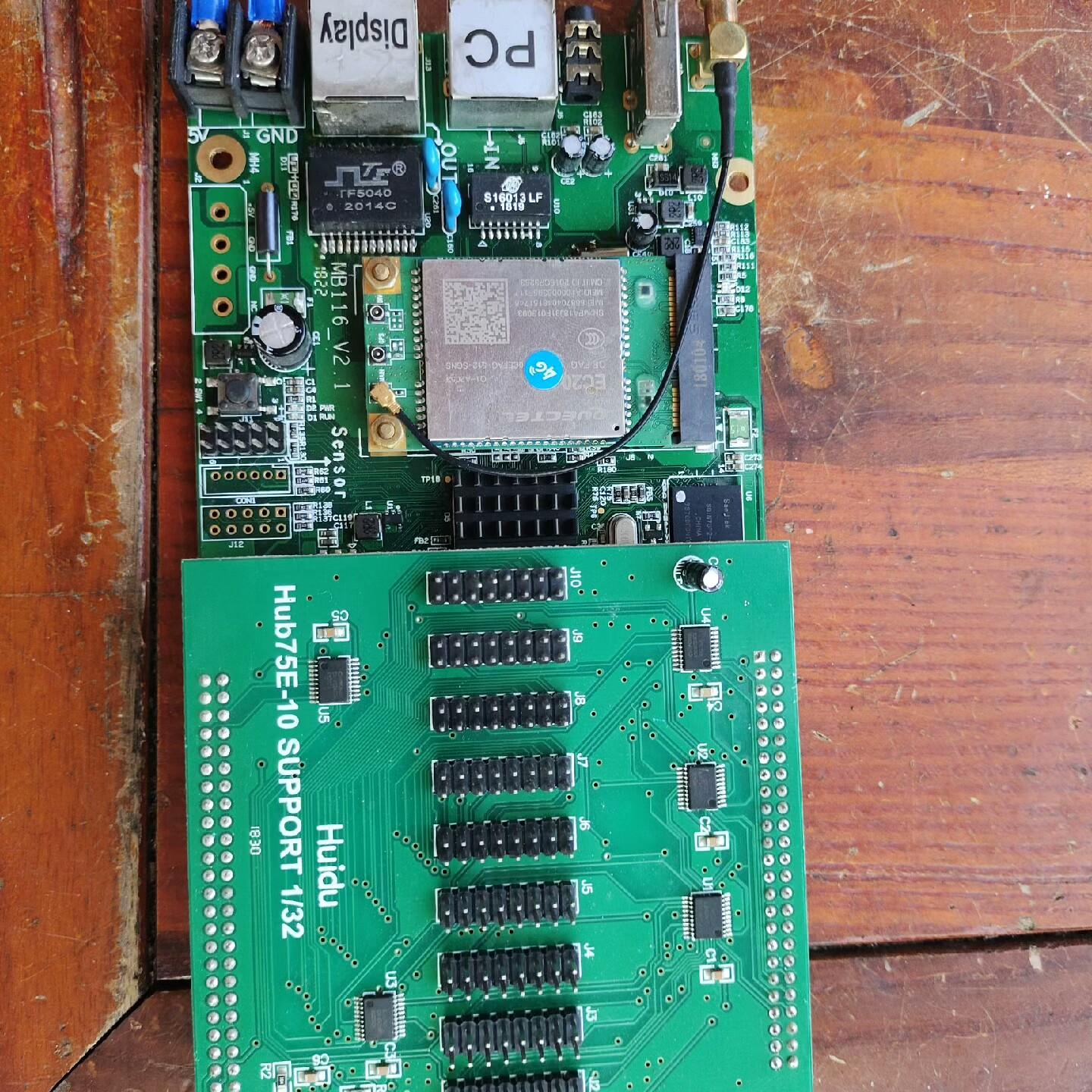 C30-17-C6AA8LED显示屏 全彩控制卡