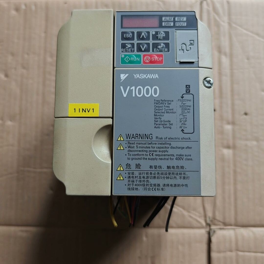 安川变频器CIMR-VB4A0004BBA   1.5KW/