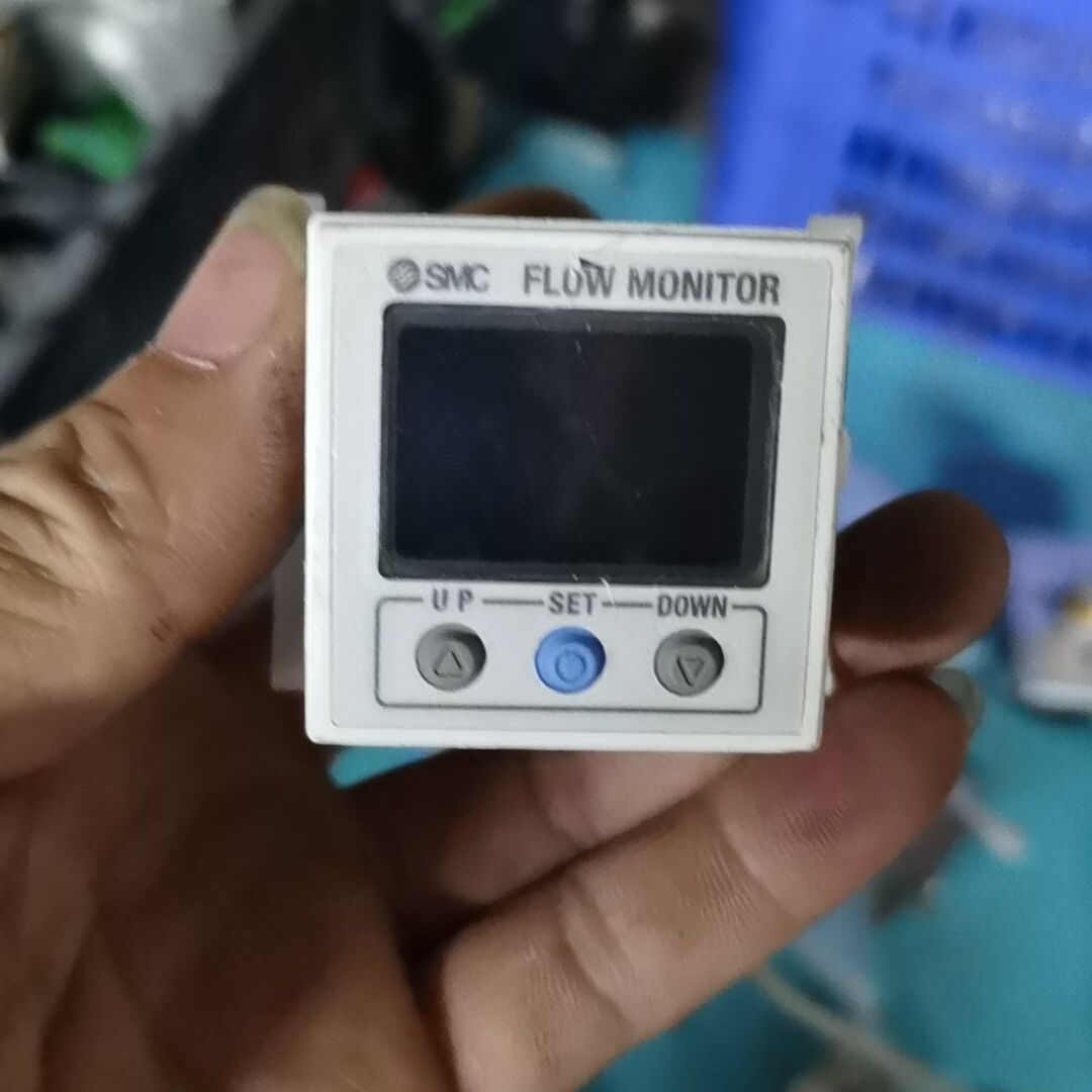 气体流量表 PF3W30A-MT  4个打包260