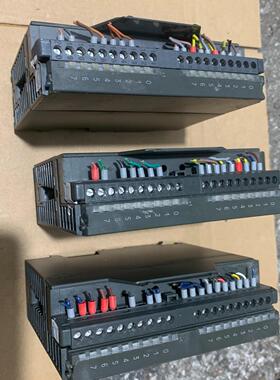 、SM321、二片：SM322、一片卖掉了、成色如图功