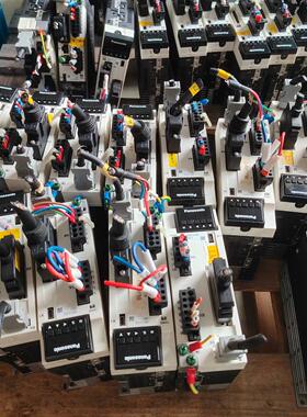 A6伺服驱动器MADLN25SE 拆机 成色漂亮。