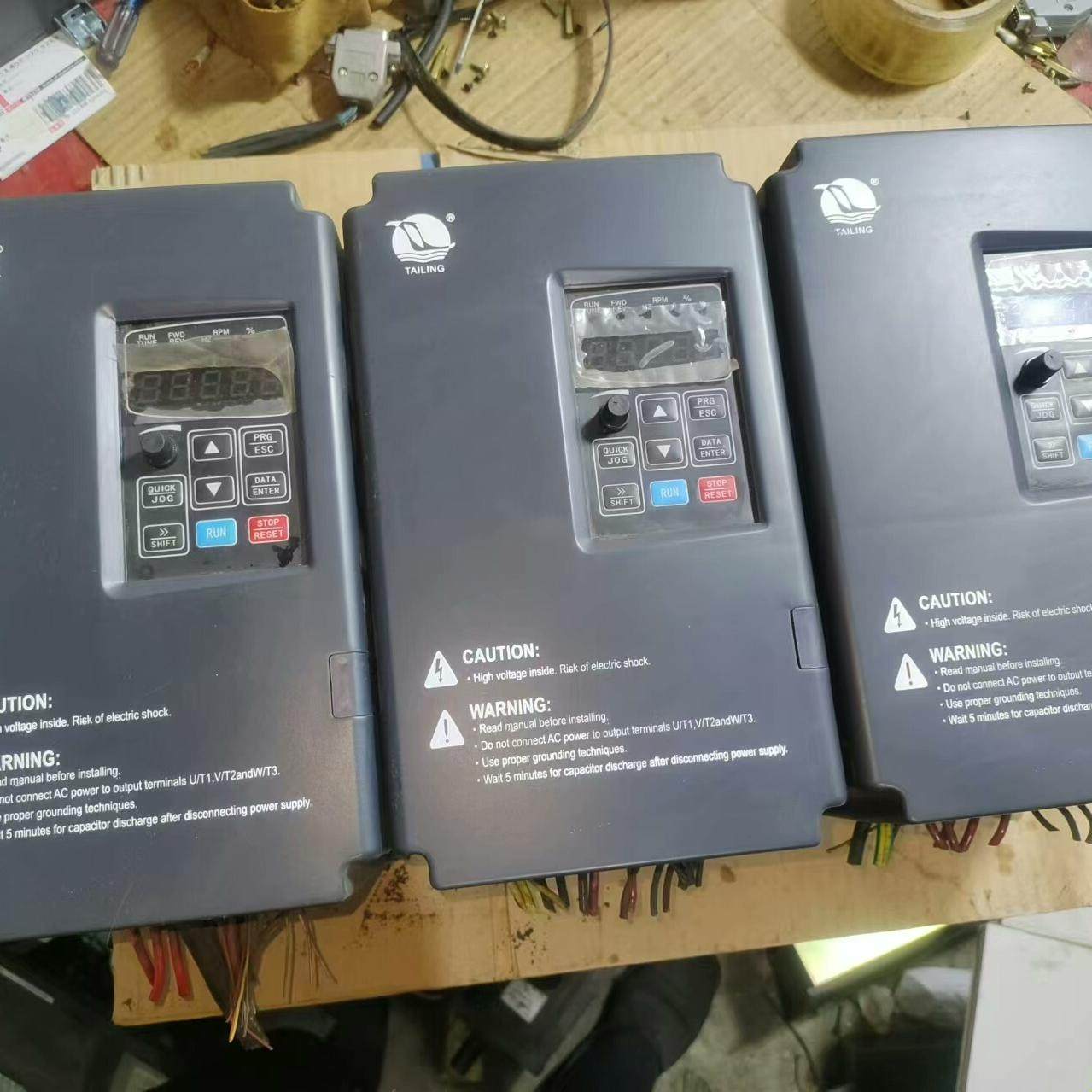 台凌变频器TL100B3G4R0N1 4KW 380V 剪线