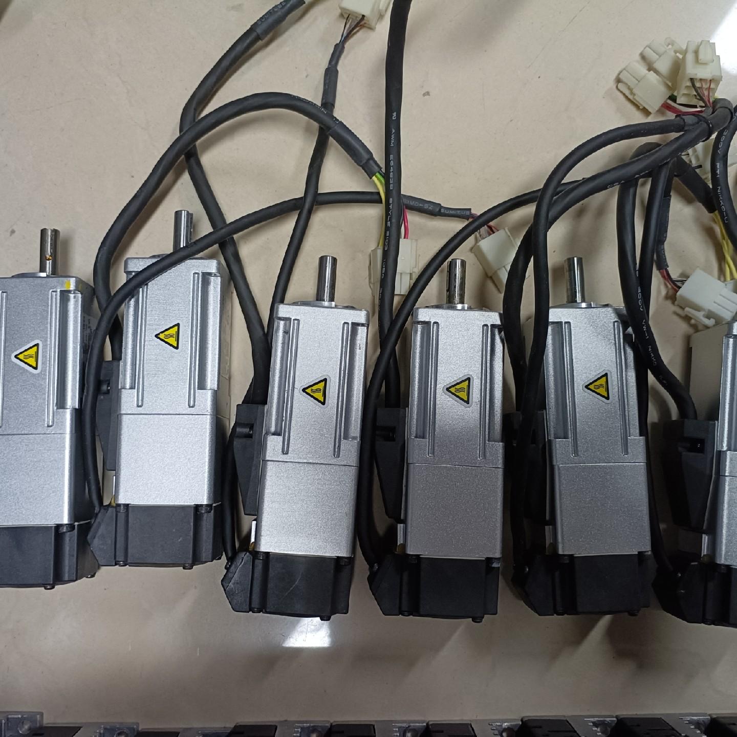 A6 MHMF012L1V2M/MSMF012L1V2M