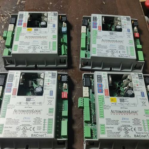 开利楼宇数字控制器  ZN551    4台