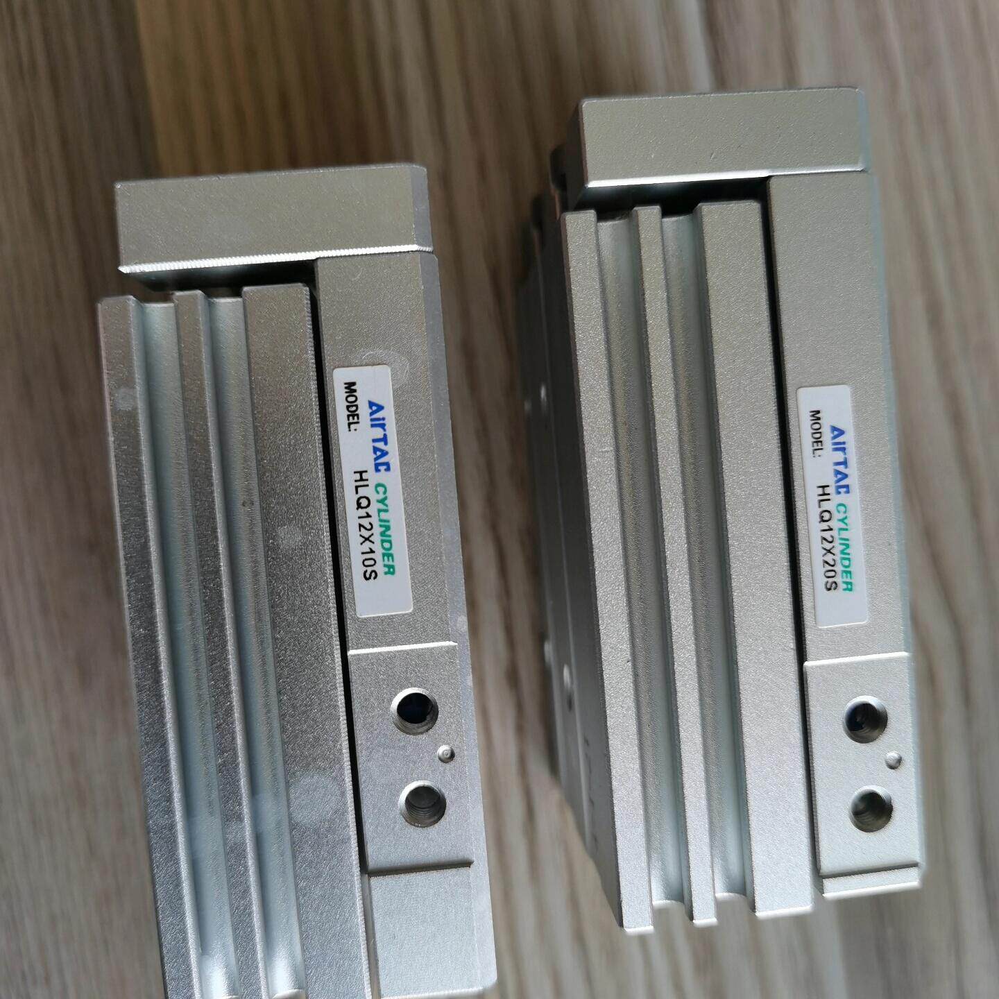 滑台气缸 HLQ12X20S 实物图  无