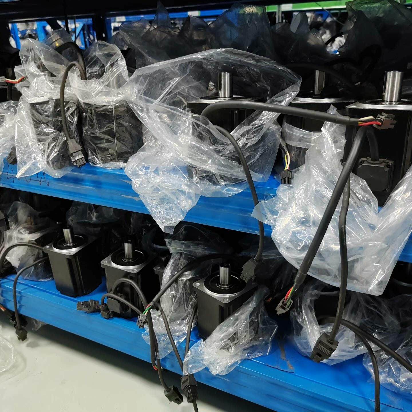 ECM-B-C20807RS1 台达伺服电机750w 二