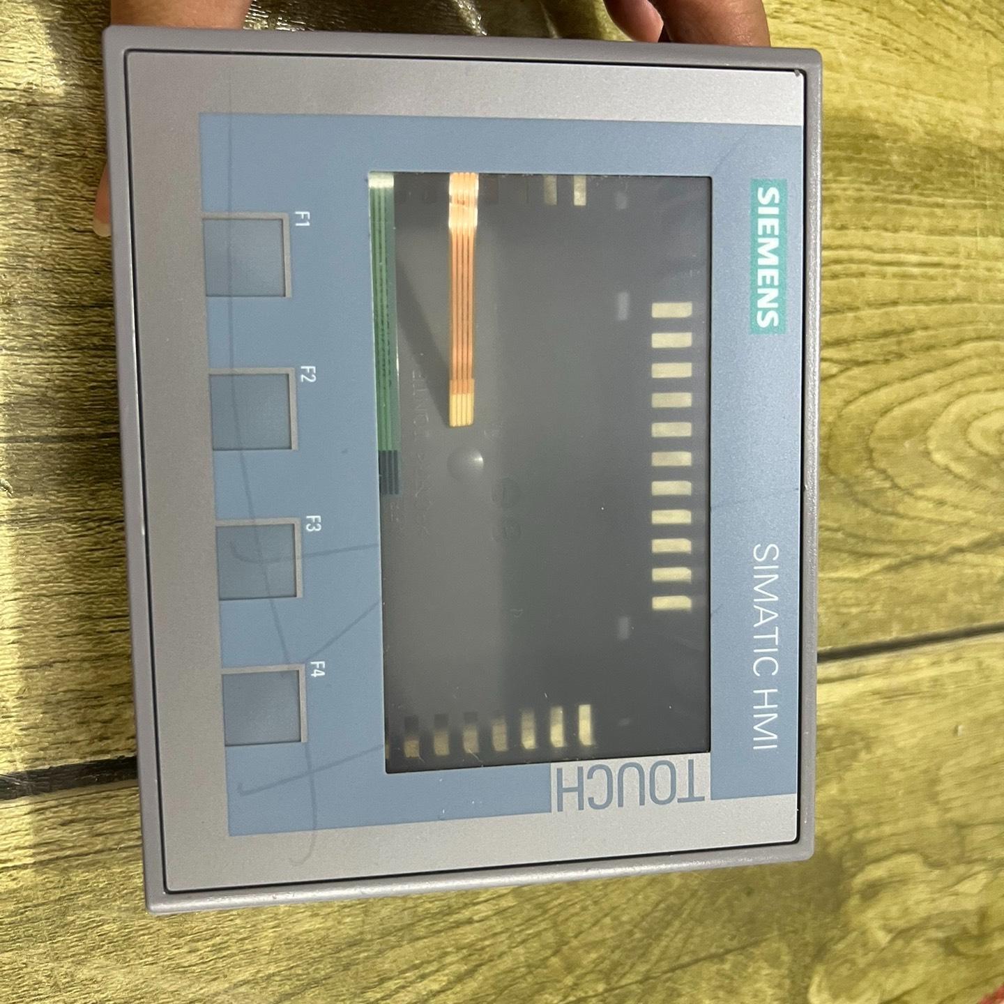 E1457 触摸屏外壳KTP400 BASIC