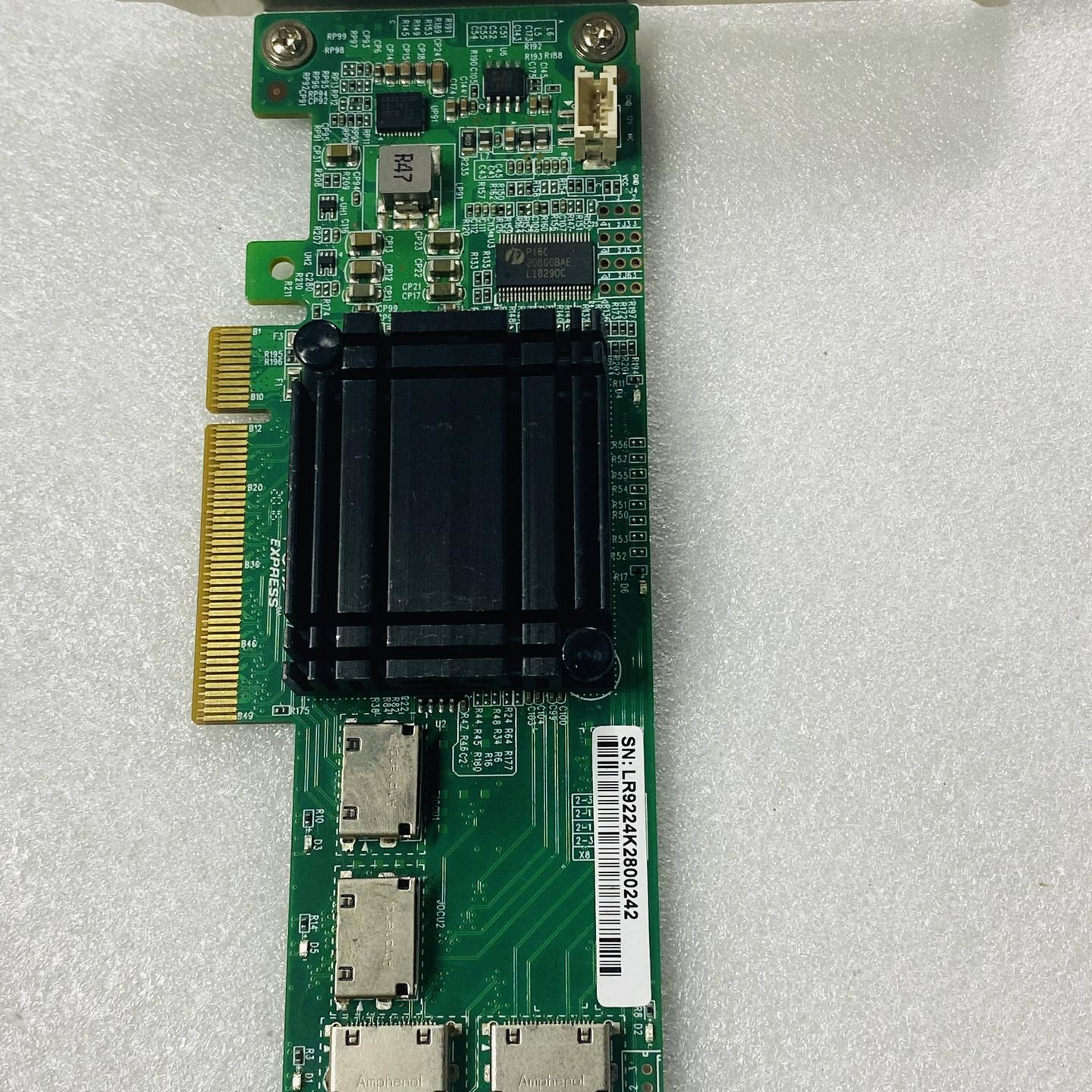 adapter LRNV 9224-4i 自带芯片 PCIe NVME U.2 拆分卡