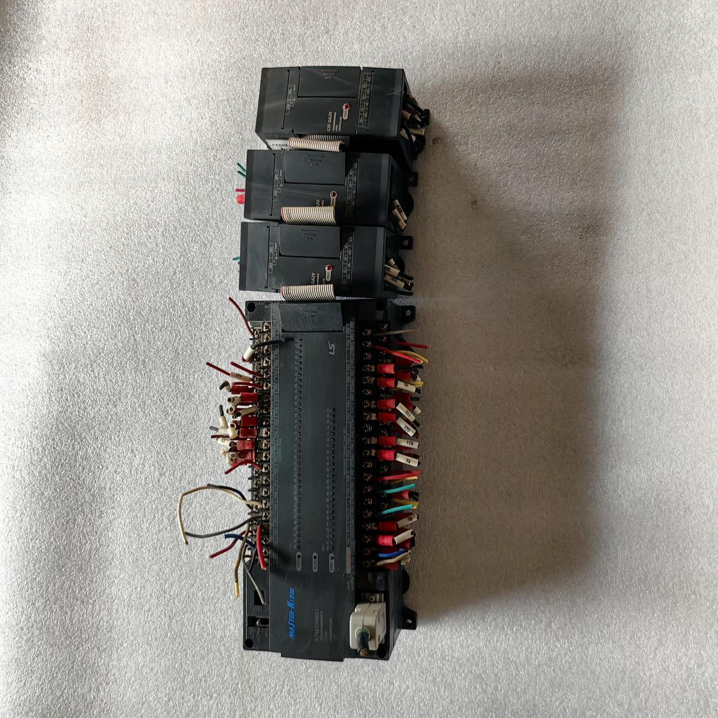 LS PLC K7M一DR60U G7F-DA2V 3台