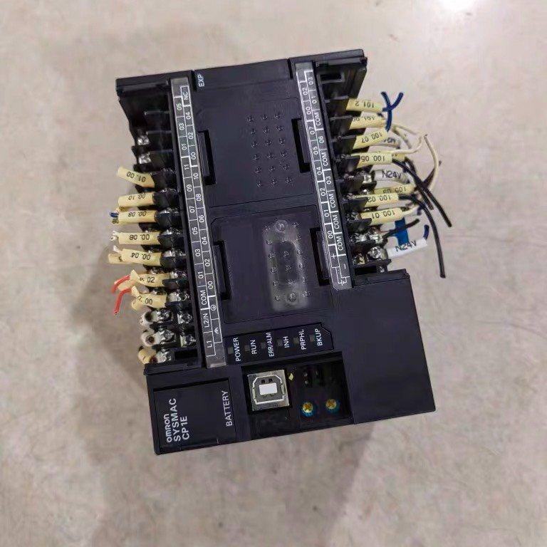 PLC模块控制器CP1E-N30DR-A N30DR原