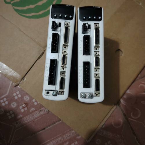 高创伺服驱动器CDHD2-0032AEC2有两台 成色漂