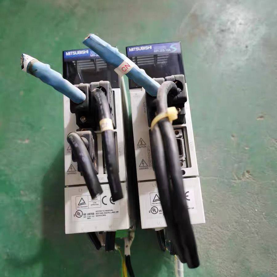 伺服驱动器MR-J2S-10A 100W拆机