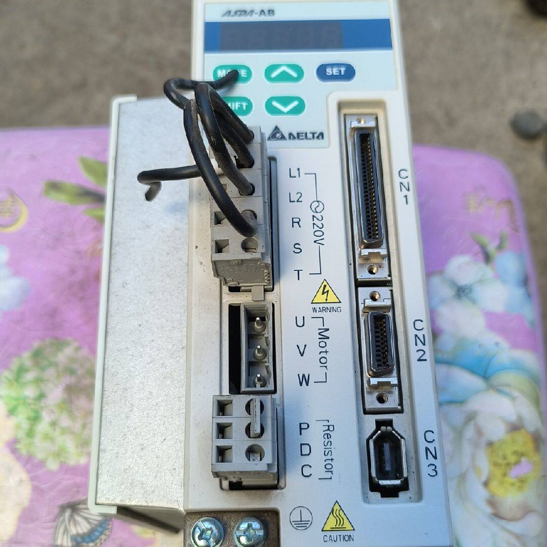 台达ASD-A1021-AB伺服驱动器 1kw