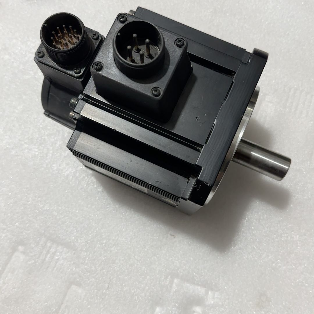 伺服电机 R88M-KE1K520H-S2-Z 1.5