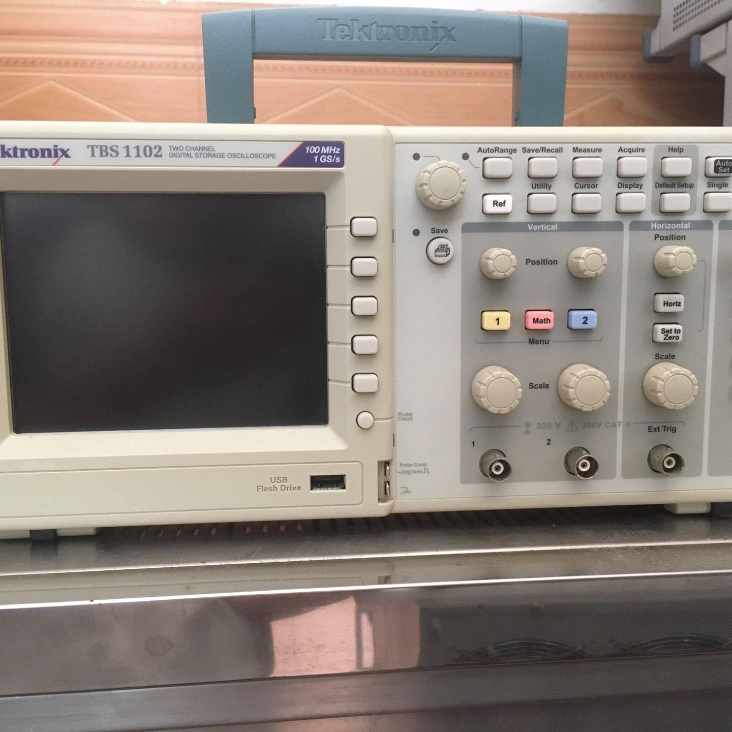 [火]泰克示波器TBS1102